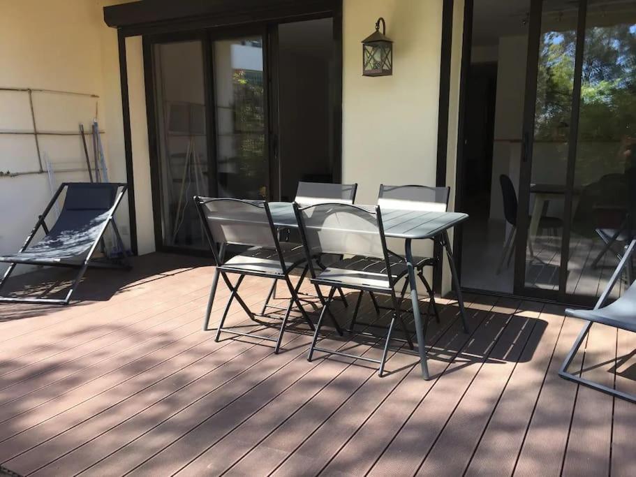 Jardin Prive Ds Le Centre De - Parking - A 500m Apartment *